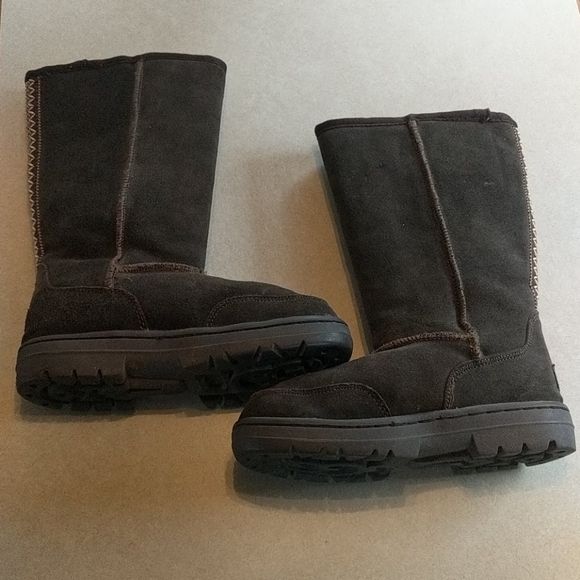 UGG Shoes - Ugg tall brown boots size 5